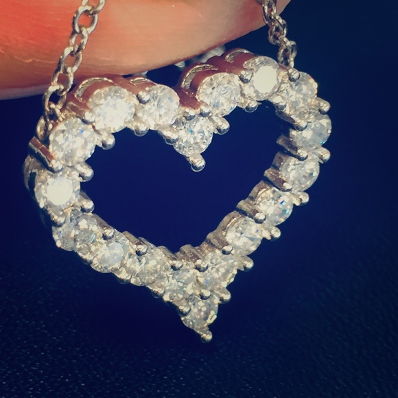 Swarovski Crystal Heart Necklace - Picture 1 of 4